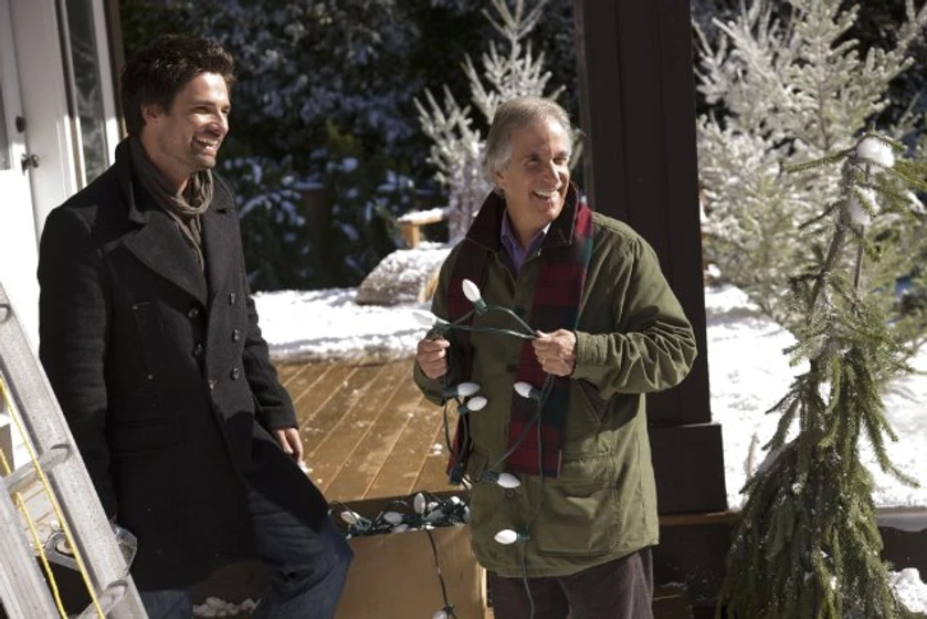 Henry Winkler y Warren Christie en la-mejor-epoca-del-ano