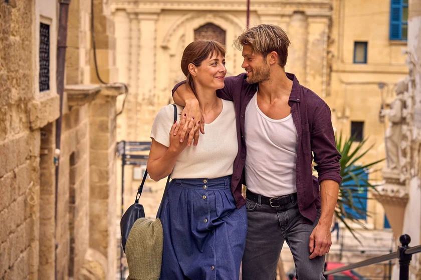 Eugen Bauder y Katharina Nesytowa en un-verano-en-malta