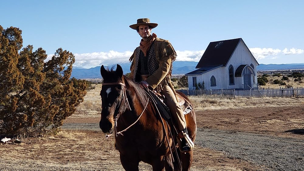 Edward Finlay en Fuera de la Ley