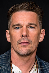 photo of person Ethan Hawke