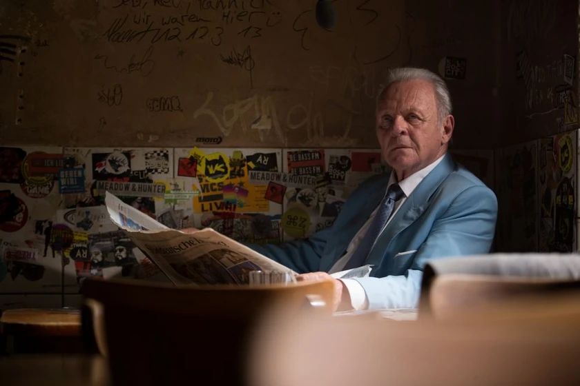 Anthony Hopkins en persecucion-al-limite-2016