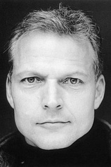 picture of actor Robert Lewis