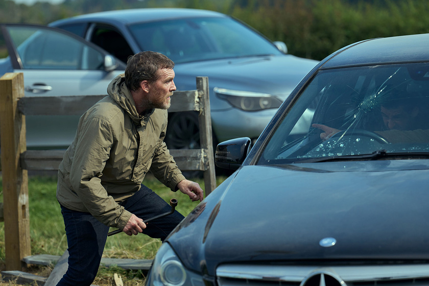 Sam Worthington en cuenta-atras-2025