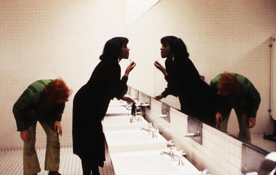 Rik Mayall en Esfúmate Fred