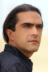 photo of person Fahir Atakoglu
