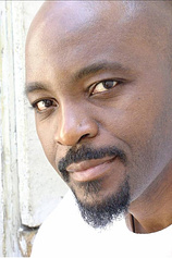 picture of actor Emile Abossolo M'bo