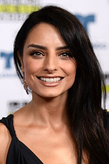 photo of person Aislinn Derbez