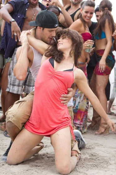 Kathryn McCormick y Ryan Guzman en step-up-revolution