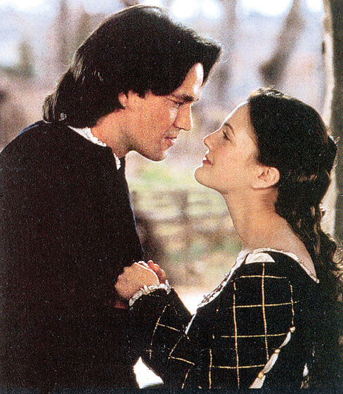Drew Barrymore y Dougray Scott en Por siempre jamás