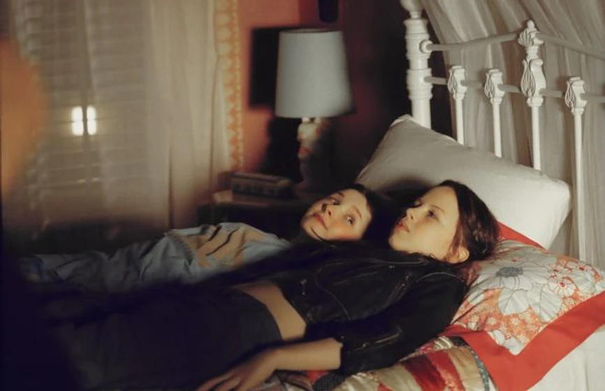 Abigail Breslin y Sofia Vassilieva en la-decision-de-anne