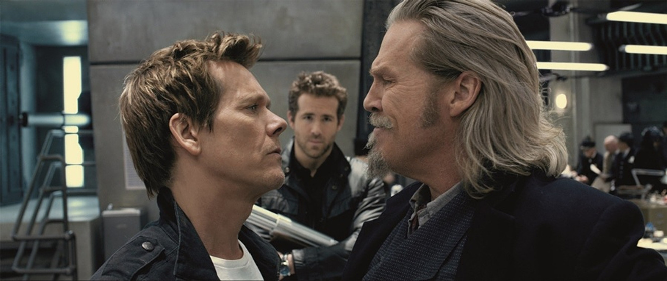 Kevin Bacon, Jeff Bridges y Ryan Reynolds en R.I.P.D. Departamento de Policía Mortal