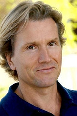 picture of actor Peter Lavin