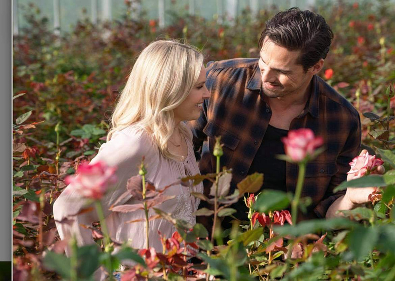Jay Ryan y Kimberley Crossman en El Té del Amor