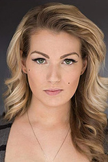 picture of actor Nikki Rae Hallow