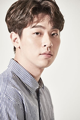 picture of actor Jeong Min Park