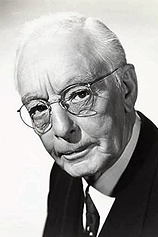 photo of person Harry Davenport