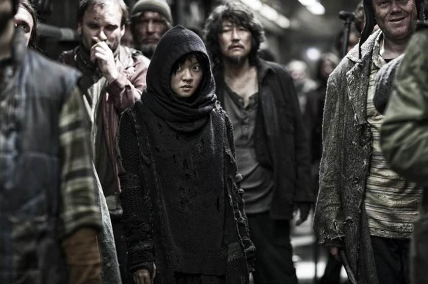 Kang-ho Song en snowpiercer-rompenieves