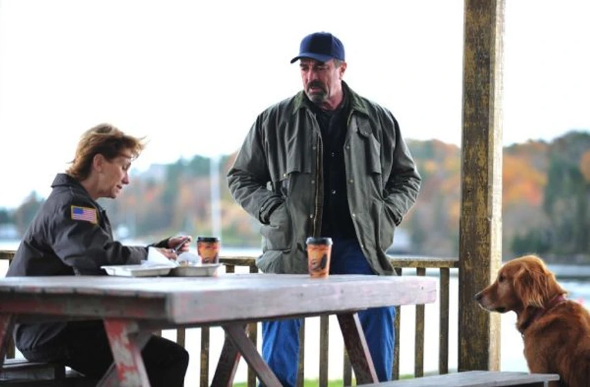 Kathy Baker y Tom Selleck en crimenes-en-boston