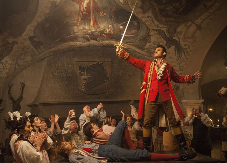 Luke Evans en La Bella y la Bestia