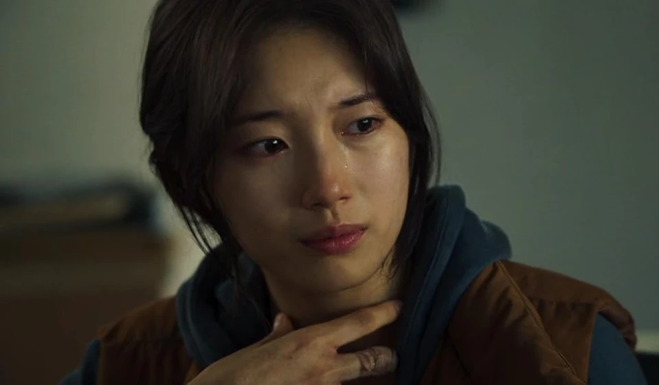 Bae Suzy en alerta-roja-2019