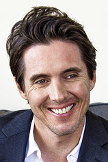 picture of actor Ben Sharples