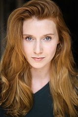 picture of actor Nicole Tompkins