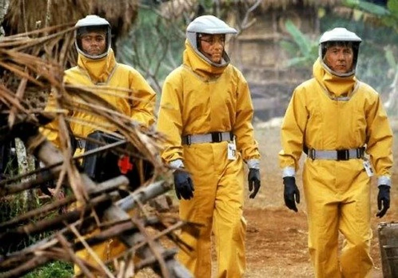 Kevin Spacey, Dustin Hoffman y Cuba Gooding Jr. en Estallido