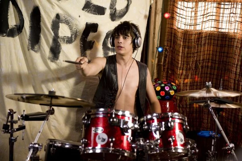 Devon Bostick en diario-de-greg-2-la-ley-de-rodrick