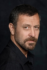 picture of actor Nejat Isler