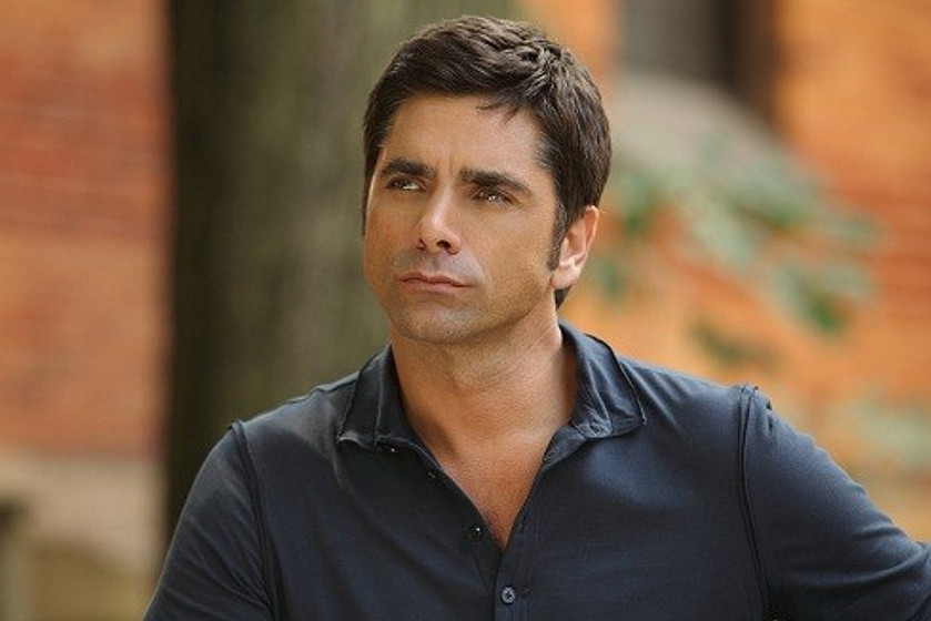 John Stamos en Secretos del Eden