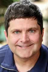 picture of actor Bob Lanoue