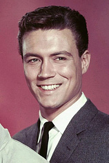 picture of actor Roger Smith