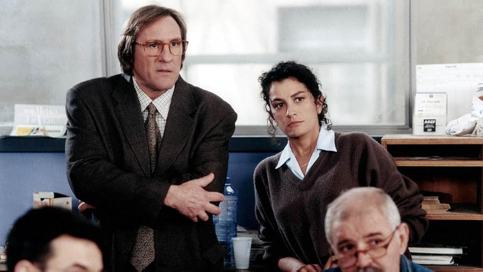 Gerard Depardieu y Souad Amidou en que-suerte-ser-profe