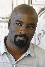 picture of actor Mike Colter