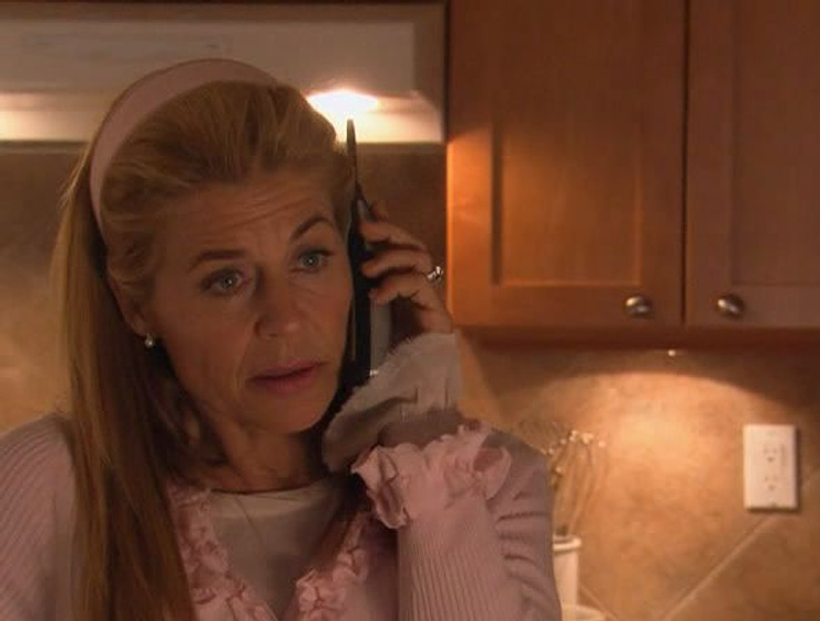 Linda Hamilton en Una Casa para Navidad