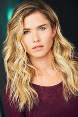 picture of actor Anna Marie Dobbins