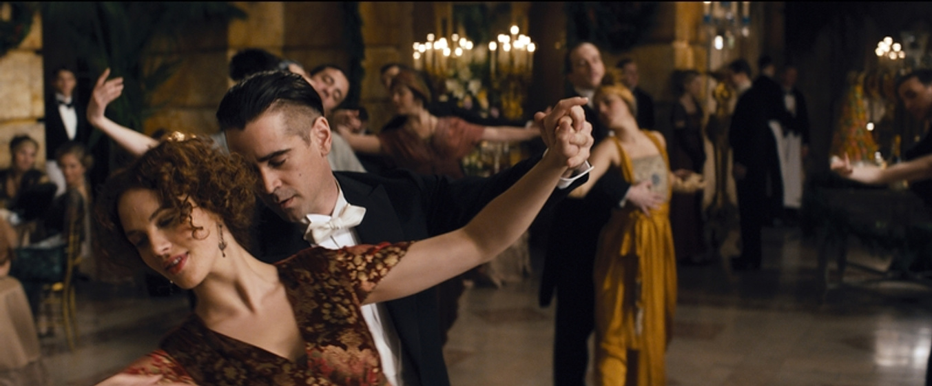 Colin Farrell [I] y Jessica Brown Findlay en Cuento de Invierno