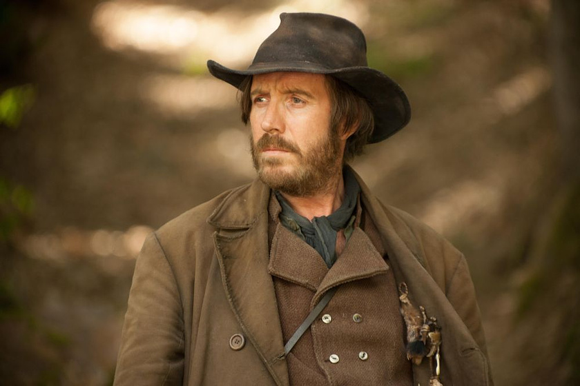 Rhys Ifans en Serena
