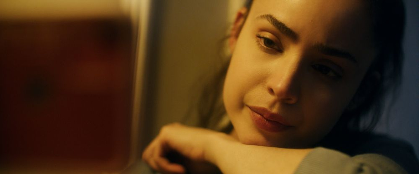 Sofia Carson en Inmune