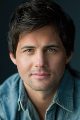 photo of person Kristoffer Polaha