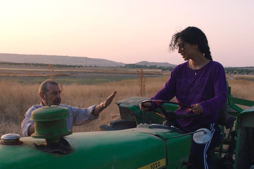 Manuel Morón y Mina El Hammani en La Tierra de Amira