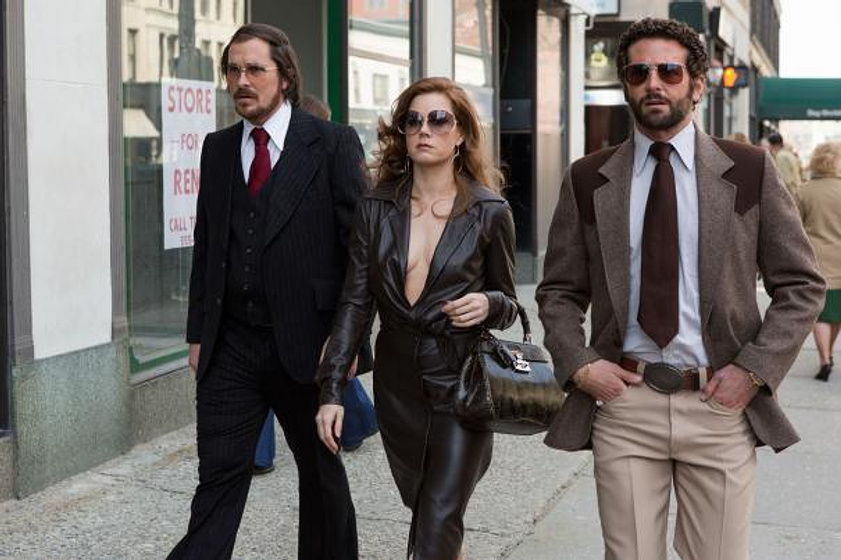Christian Bale, Bradley Cooper y Amy Adams en La Gran Estafa Americana
