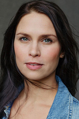 picture of actor Sandra Leonhard
