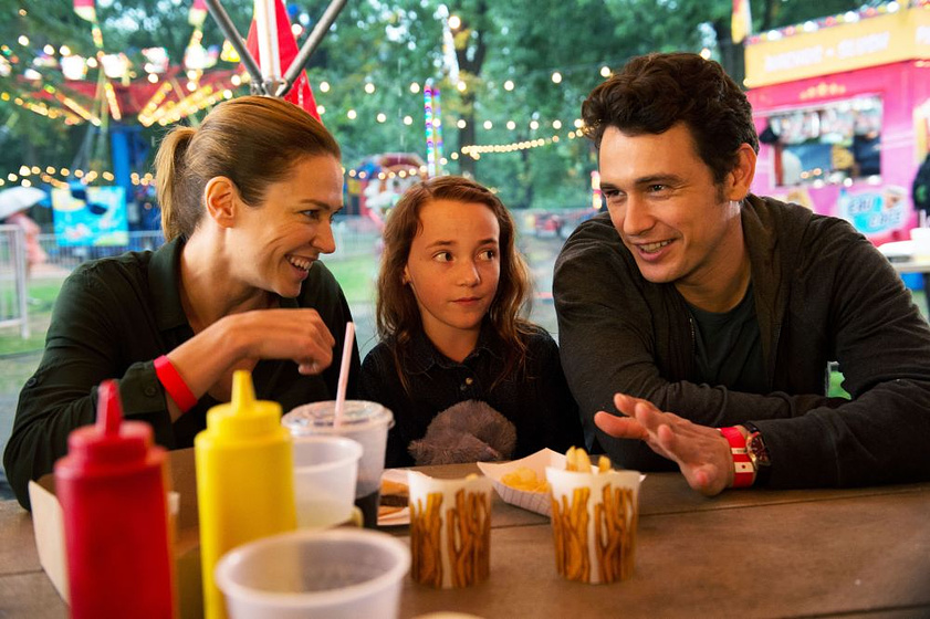 James Franco y Julia Sarah Stone en Todo saldrá bien