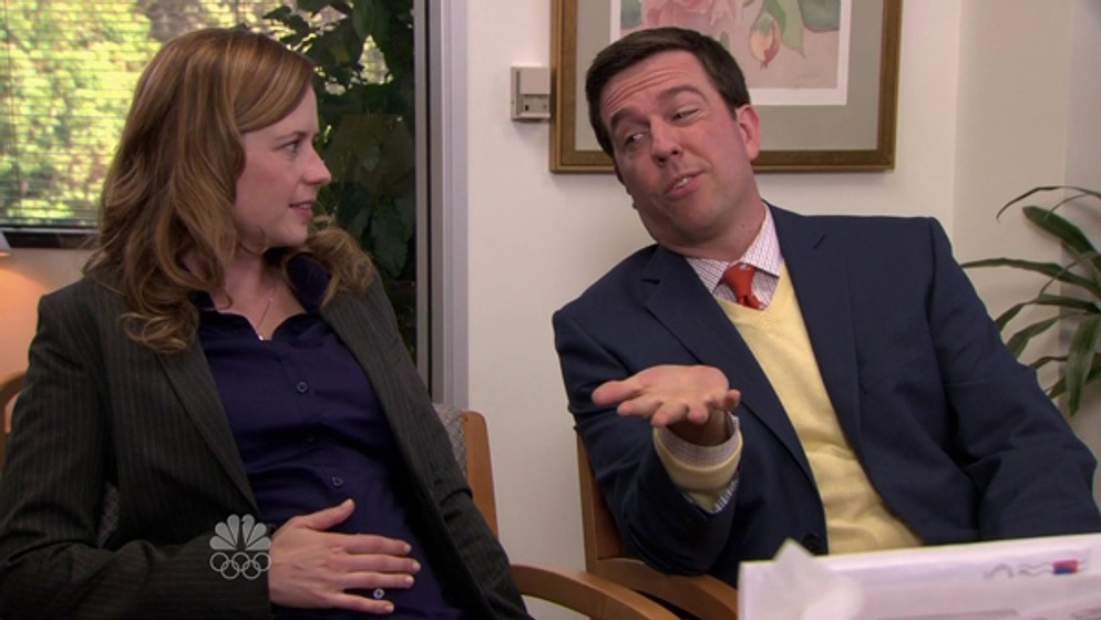 Jenna Fischer y Ed Helms en The Office