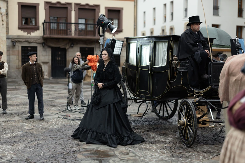 Loreto Mauleón en rafaela-2027 (Rodaje)