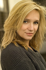 picture of actor Lisa Langlois