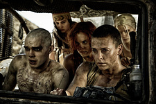 still of movie Mad Max: Furia en la carretera