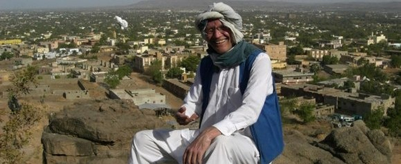 Imagen de White Man with Black Bread