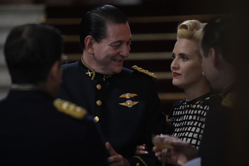 Julieta Díaz y Osmar Núñez en Juan y Eva